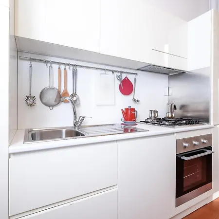 Trastevere Charming Retreat On Cobblestone Street *
