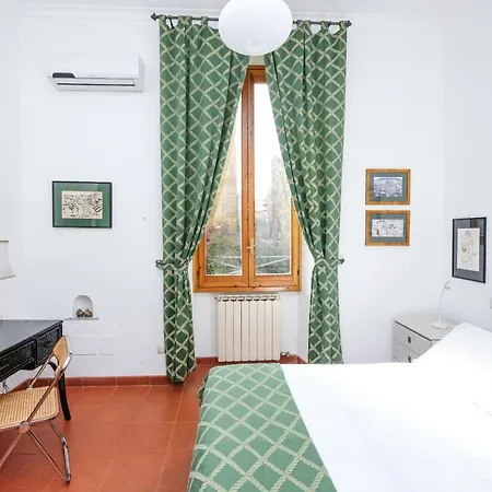 Trastevere Charming Retreat On Cobblestone Street شقة روما
