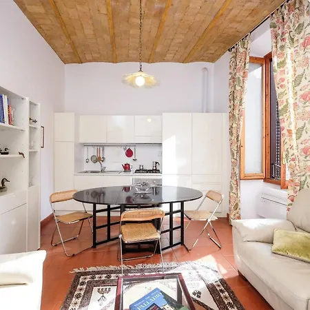 شقة Trastevere Charming Retreat On Cobblestone Street