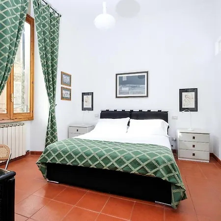 Trastevere Charming Retreat On Cobblestone Street شقة روما